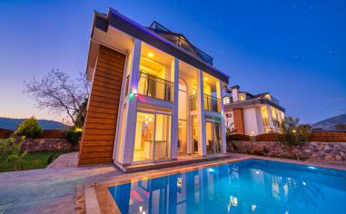 Villa Bling 2